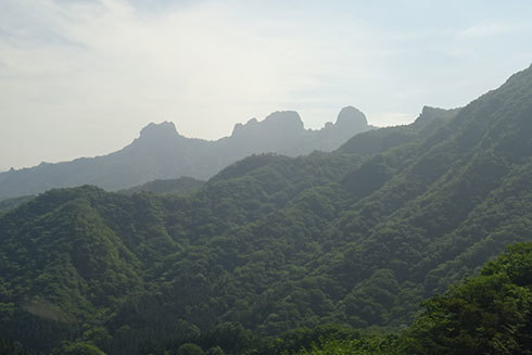 妙義山