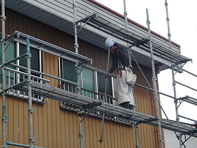 松波邸足場